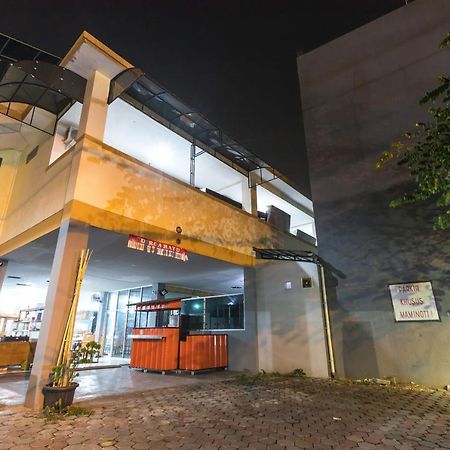 ホテル Oyo ライフ 1470 マミノティ ボゴール エクステリア 写真